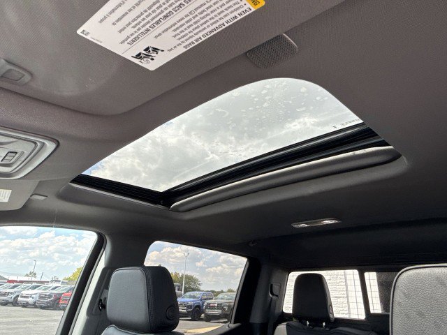 New 2026 GMC Sierra 1500 Denali w/ Denali Reserve Package image 16