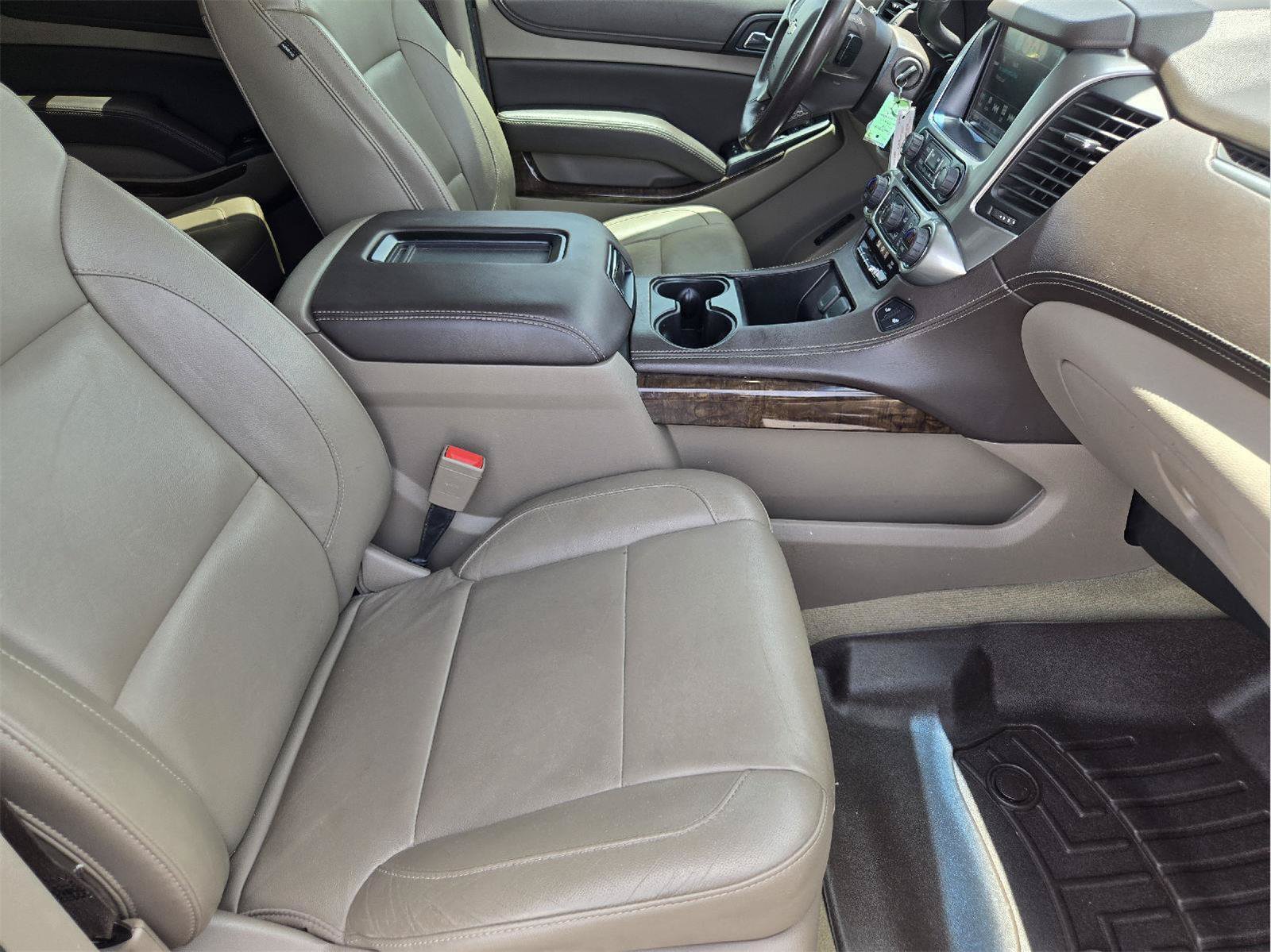 Used 2018 Chevrolet Suburban LT w/ Max Trailering Package RWD image 13