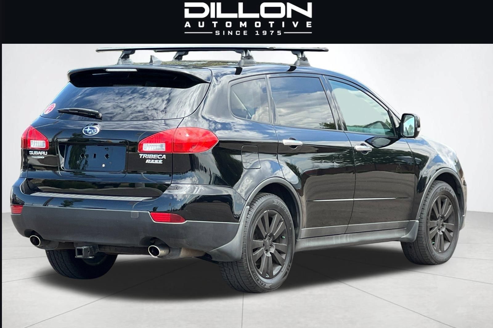 Used 2010 Subaru Tribeca Limited AWD/4WD image 4