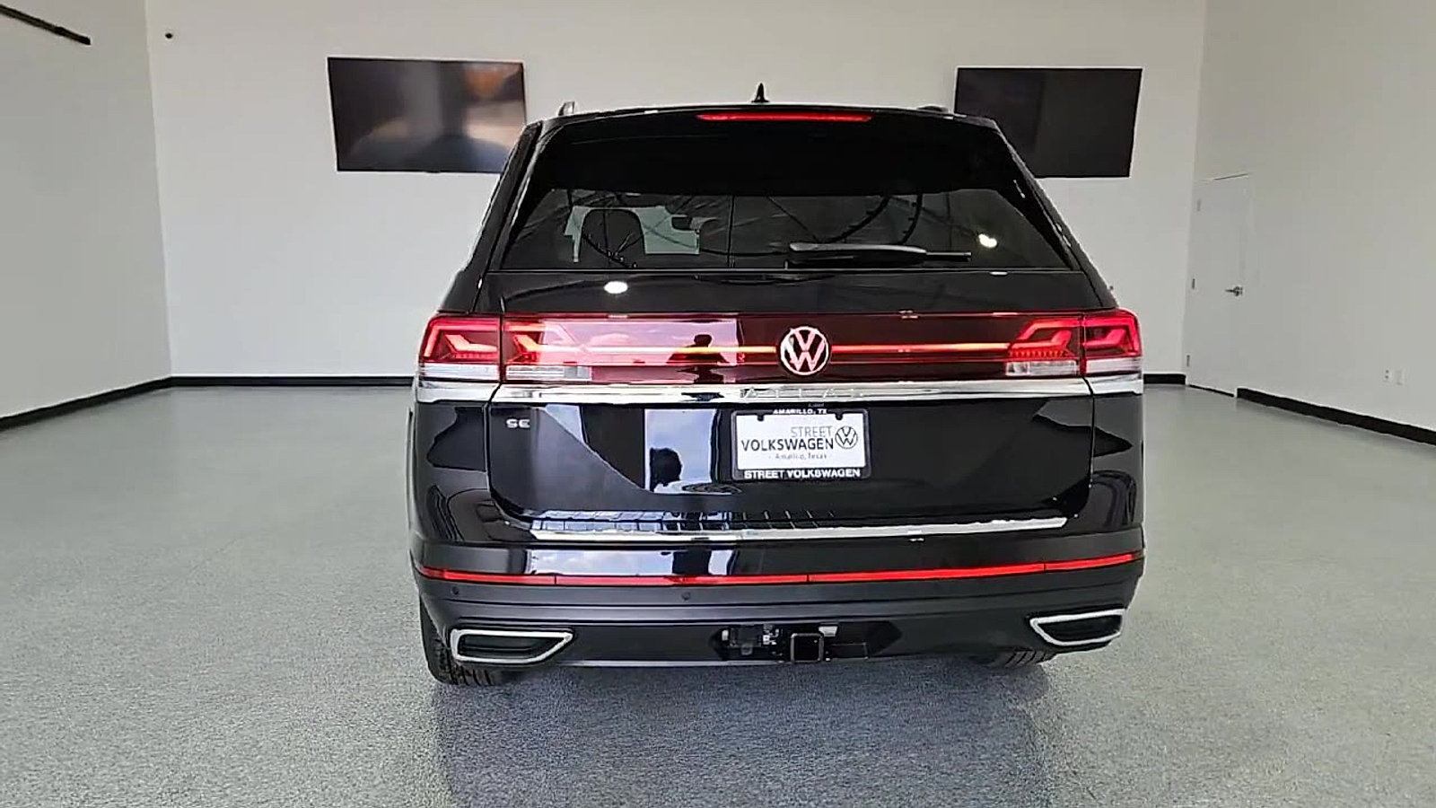 New 2026 Volkswagen Atlas SE FWD image 8