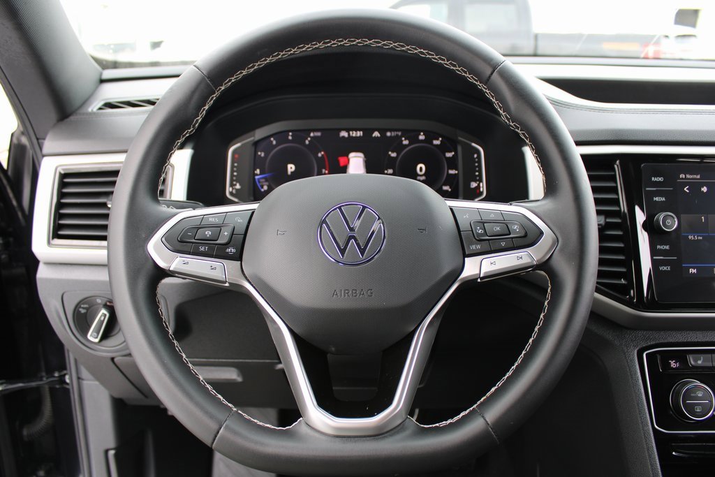 Certified 2023 Volkswagen Atlas Cross Sport SE image 11