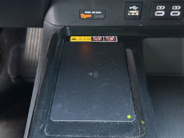 Used 2025 Toyota Camry LE FWD image 22