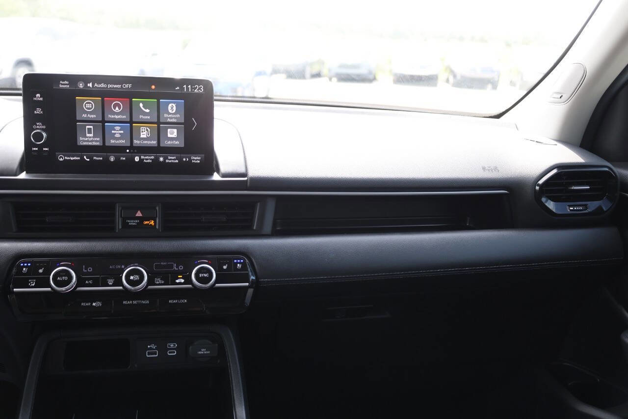 Used 2025 Honda Pilot Elite image 26