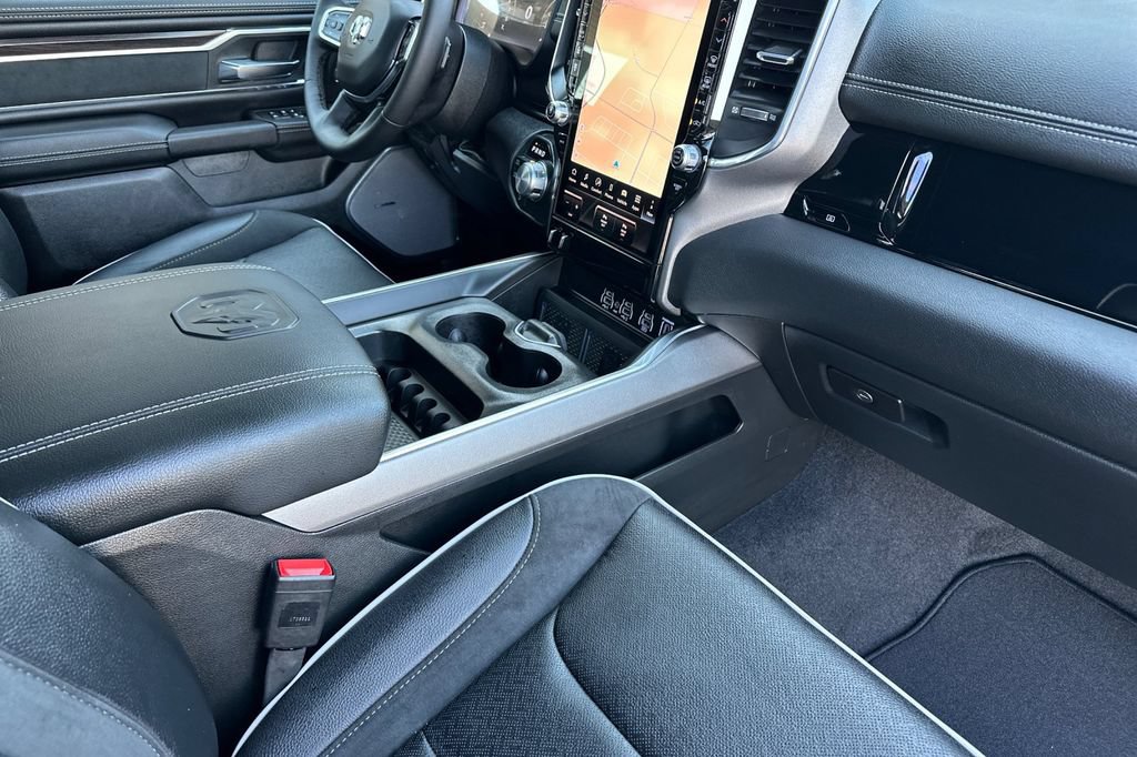 New 2026 RAM 1500 Laramie AWD/4WD image 14