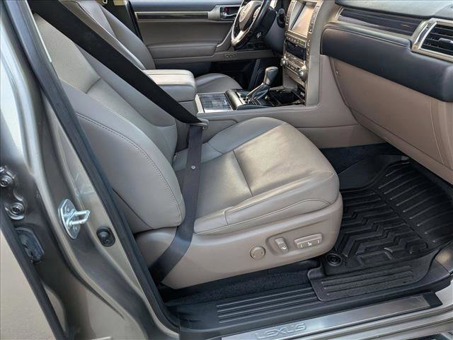 Used 2020 Lexus GX 460 Premium AWD/4WD image 24