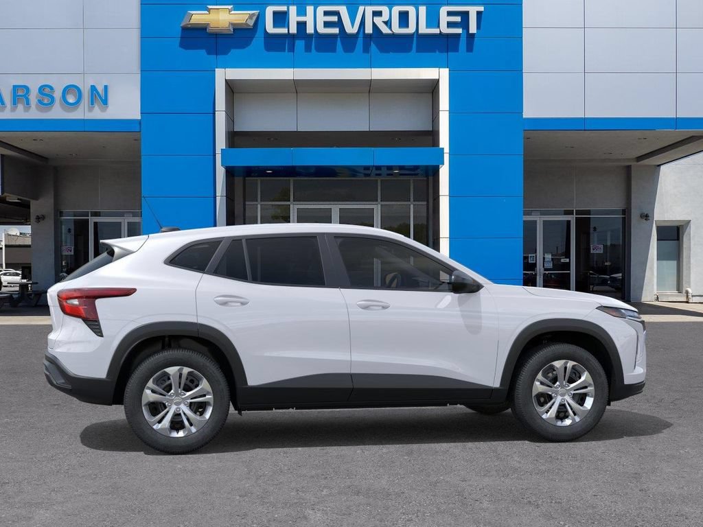 New 2026 Chevrolet Trax LS w/ Driver Confidence Package FWD image 5