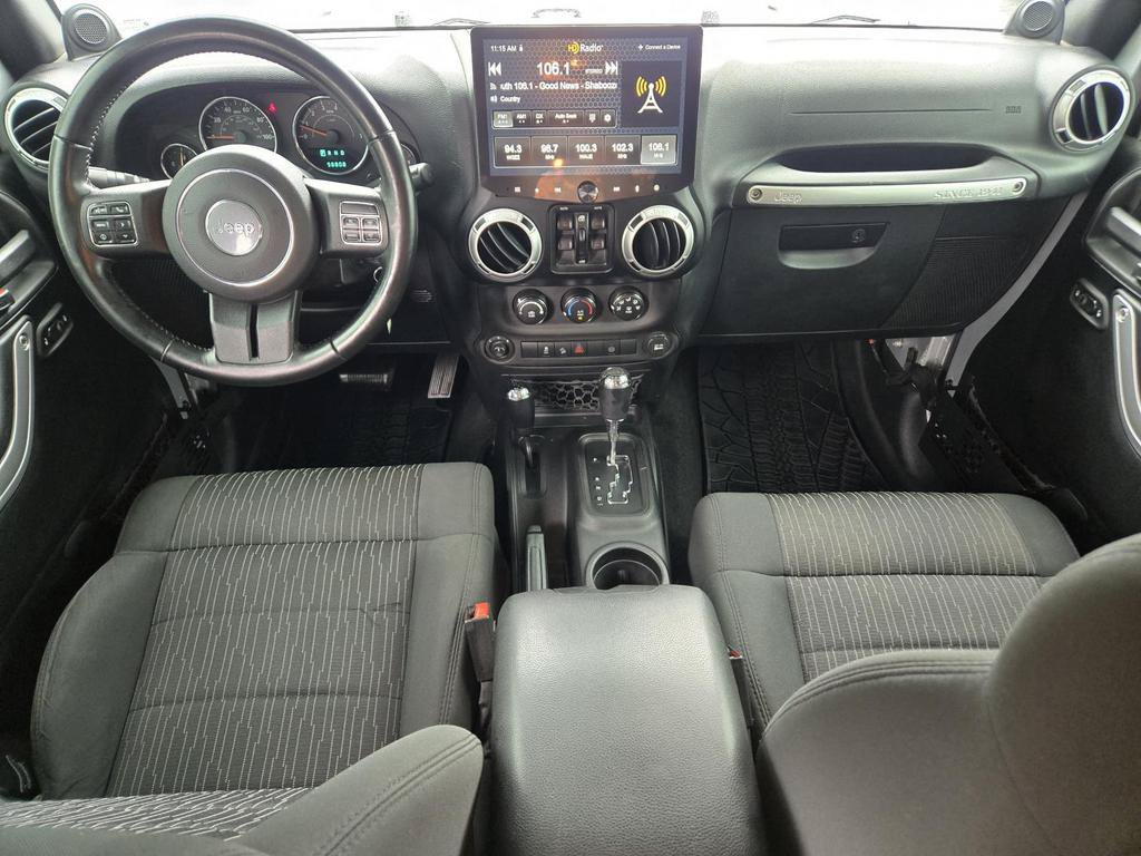 Used 2012 Jeep Wrangler Unlimited Sahara w/ Connectivity Group AWD/4WD image 17