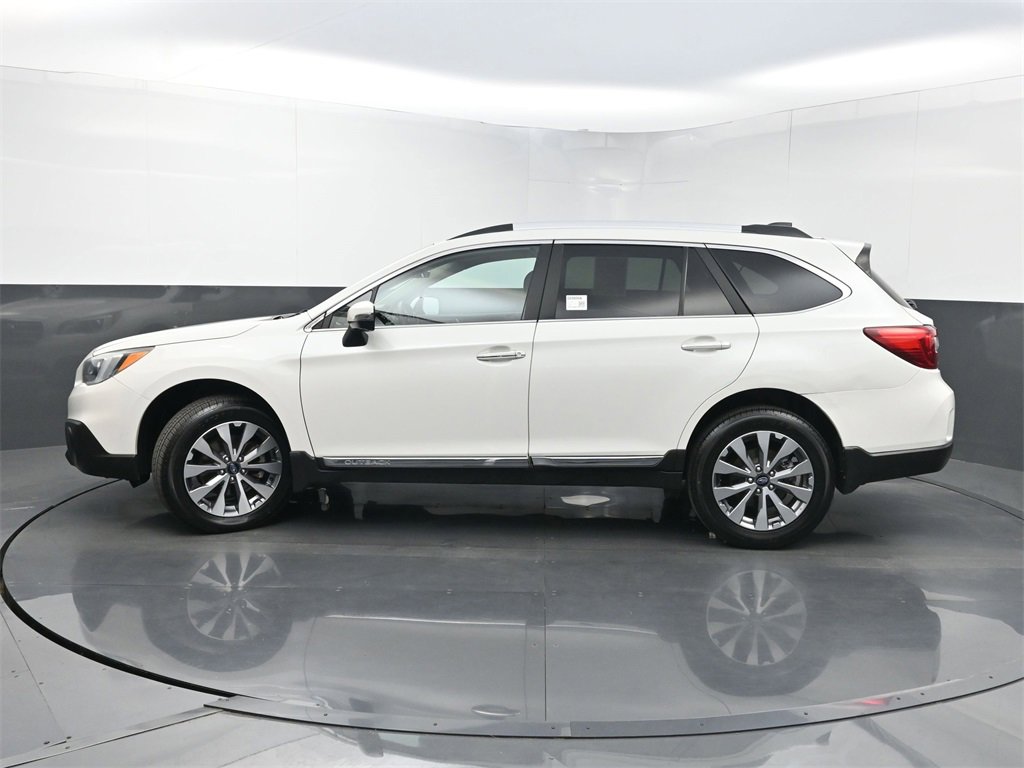 Used 2017 Subaru Outback 2.5i Touring image 42