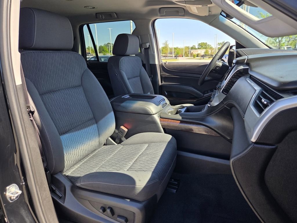 Used 2020 GMC Yukon SLE w/ SLE Value Package image 17