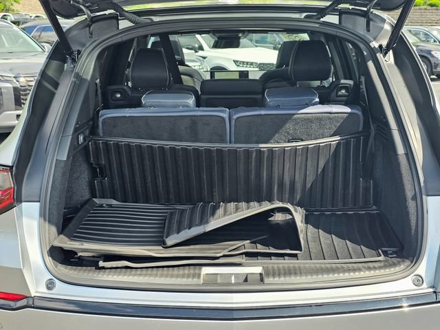 Used 2025 Acura MDX Type S AWD/4WD image 11