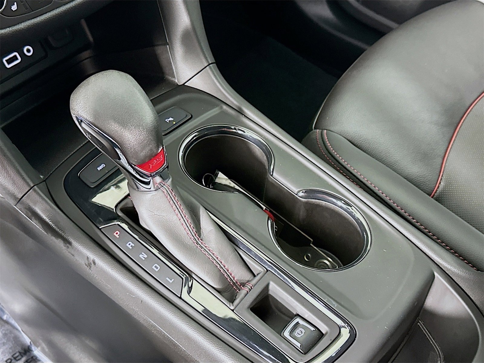 Used 2022 Chevrolet Equinox RS w/ RS Leather Package image 18