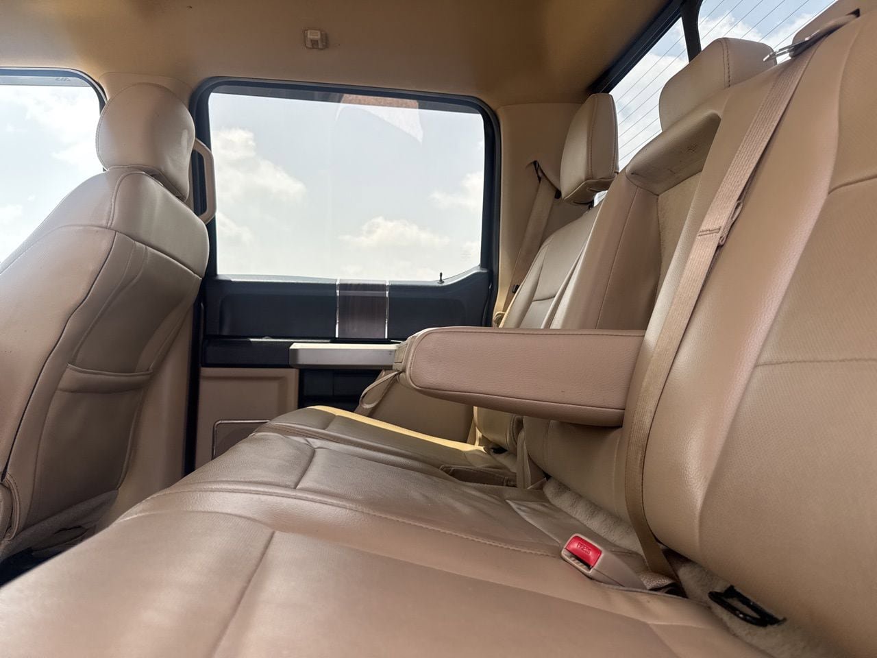 Used 2015 Ford F150 Lariat w/ Equipment Group 502A Luxury RWD image 30