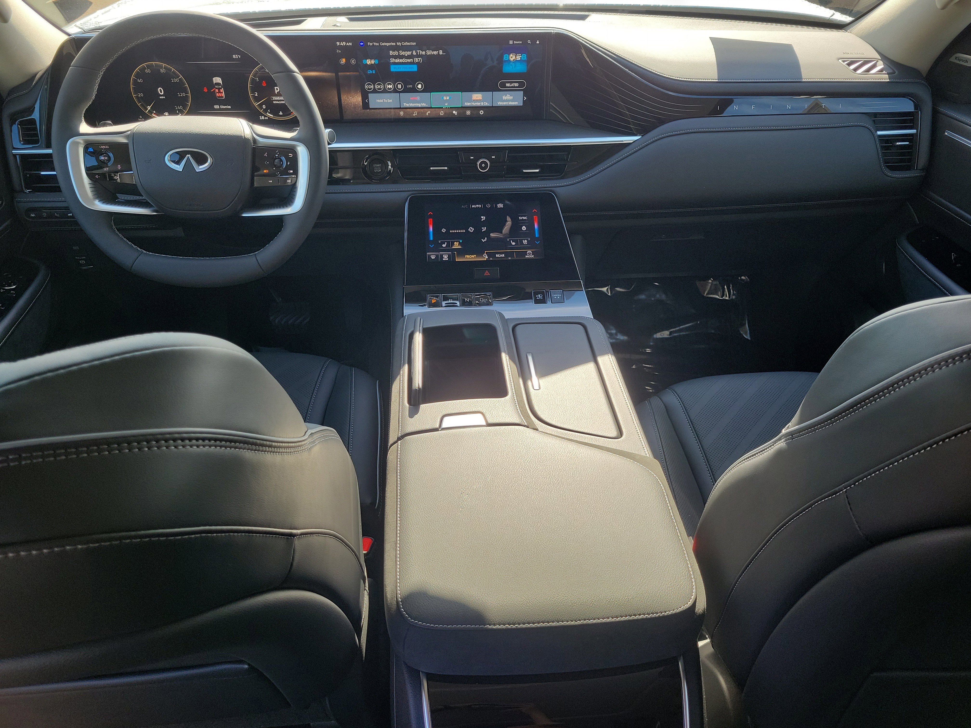 New 2026 INFINITI QX80 Luxe image 13