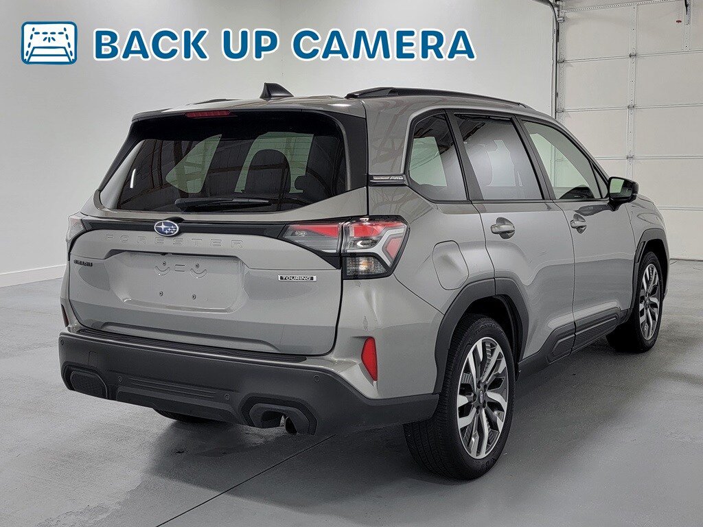 Used 2025 Subaru Forester Touring AWD/4WD image 9