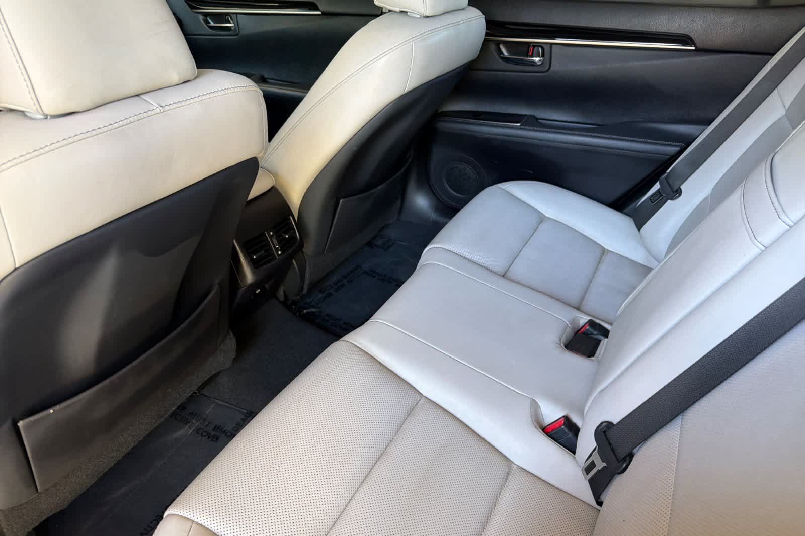 Used 2018 Lexus ES 350 w/ Accessory Package FWD image 4
