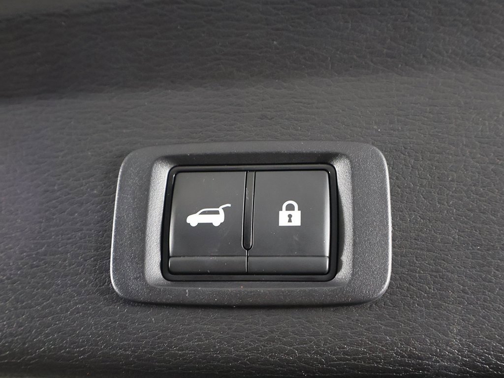 Used 2024 Mitsubishi Outlander SE image 18