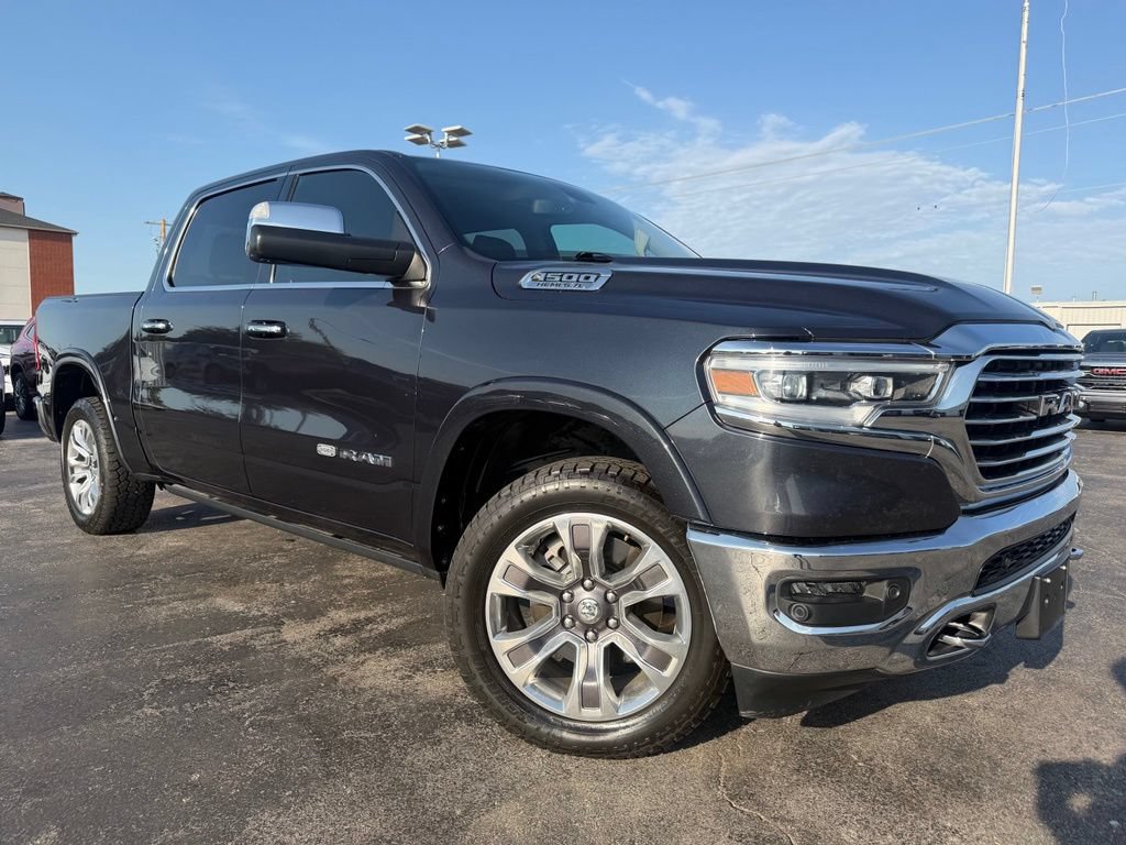 Used 2019 RAM 1500 Limited AWD/4WD image 2