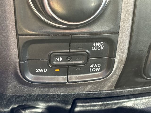 Used 2019 RAM 1500 Express AWD/4WD image 17