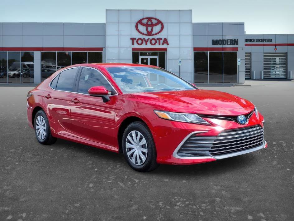 Used 2024 Toyota Camry LE image 8