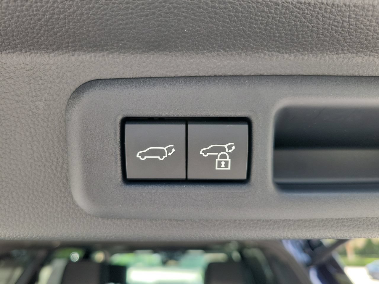 Used 2026 Toyota Sequoia Limited AWD/4WD image 6