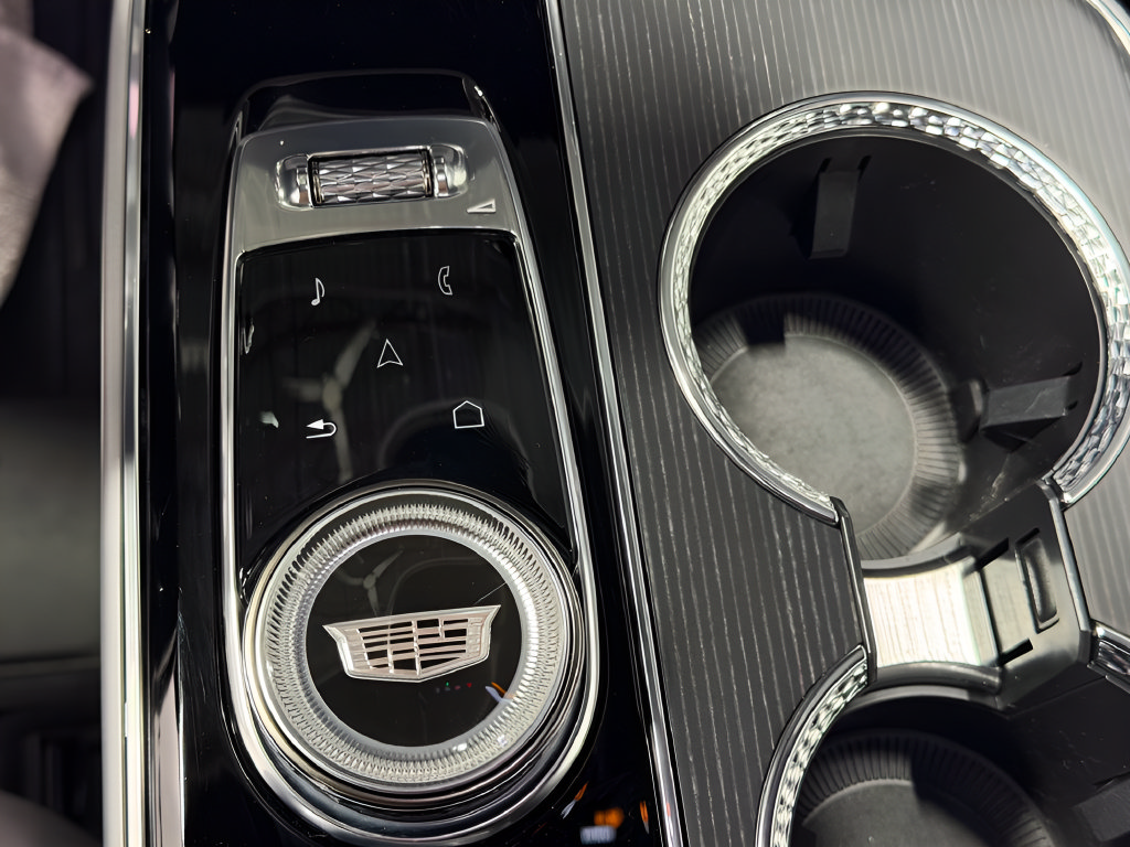 Certified 2024 Cadillac Lyriq Luxury w/ LPO, Floor Liner Package AWD/4WD image 19