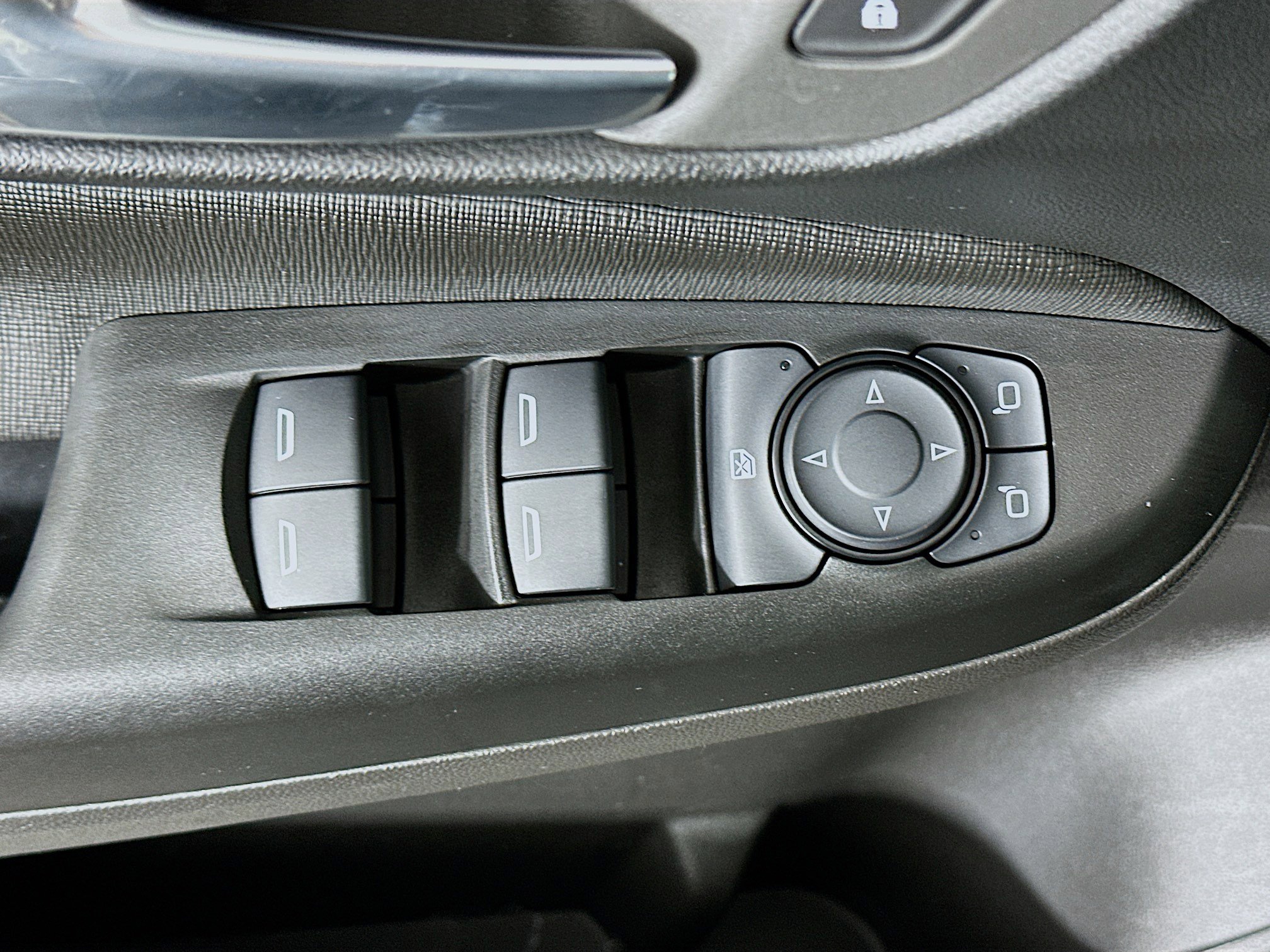 Used 2025 Buick Envista Preferred image 15