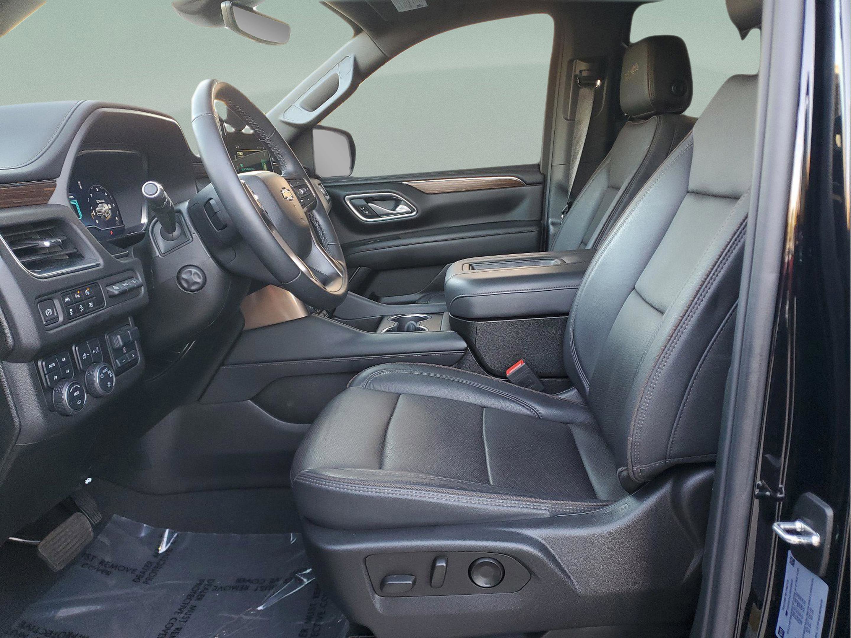 Used 2024 Chevrolet Tahoe High Country image 19