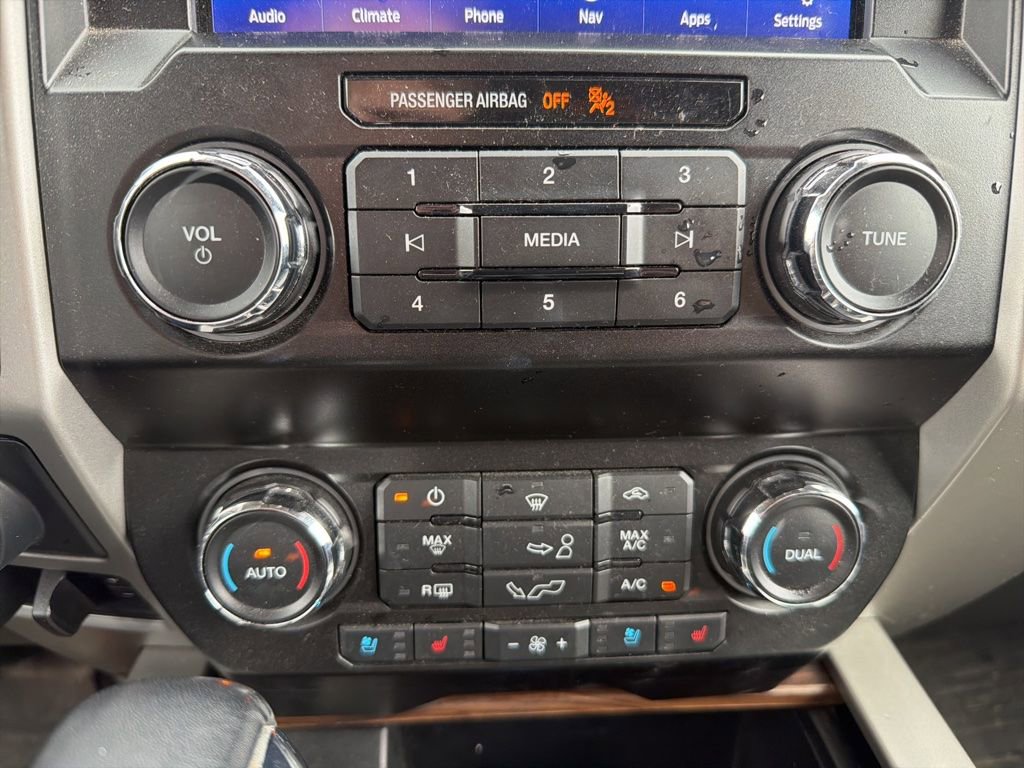 Used 2019 Ford F150 Lariat image 19