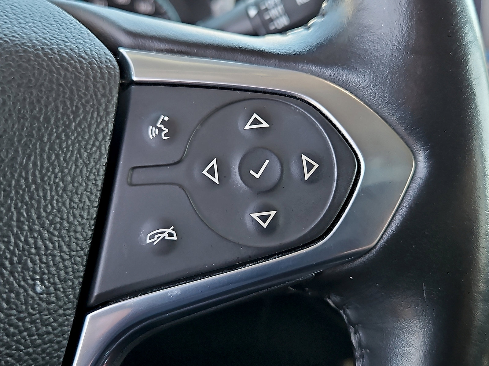 Certified 2021 Chevrolet Traverse RS AWD/4WD image 23