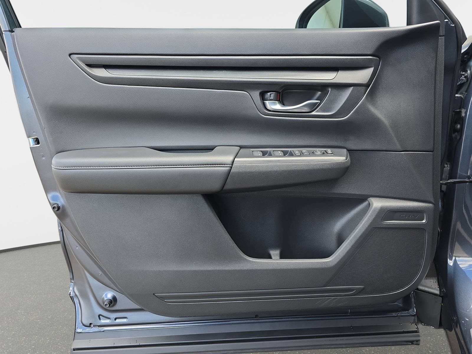 Certified 2023 Honda CR-V LX image 24