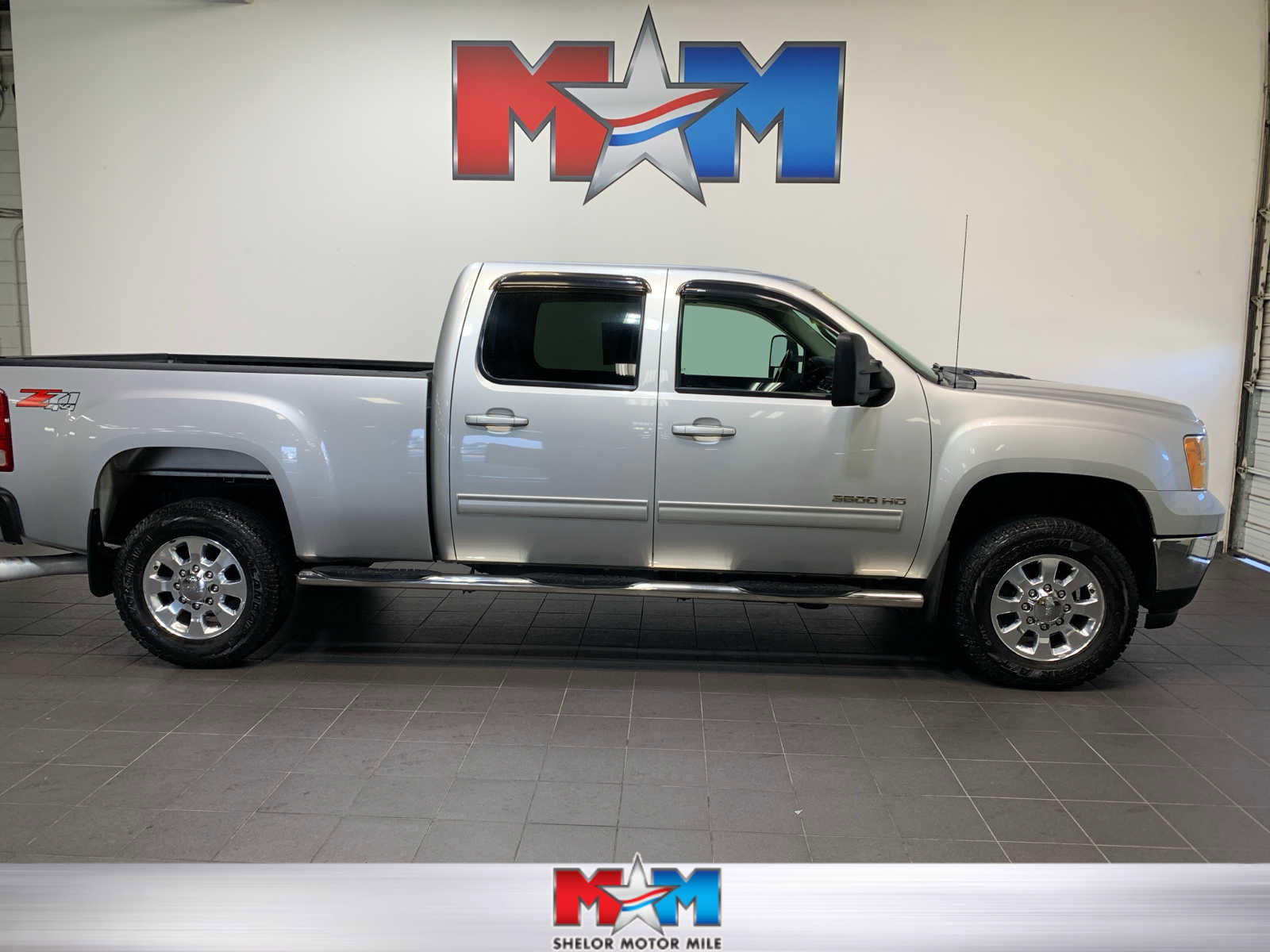 Used 2011 GMC Sierra 3500 SLT w/ SLT Convenience Package