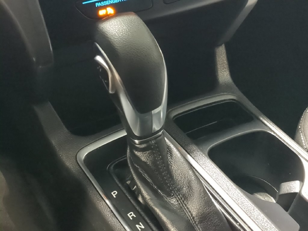 Used 2018 Ford Escape SE w/ Ford Safe & Smart Package FWD image 36