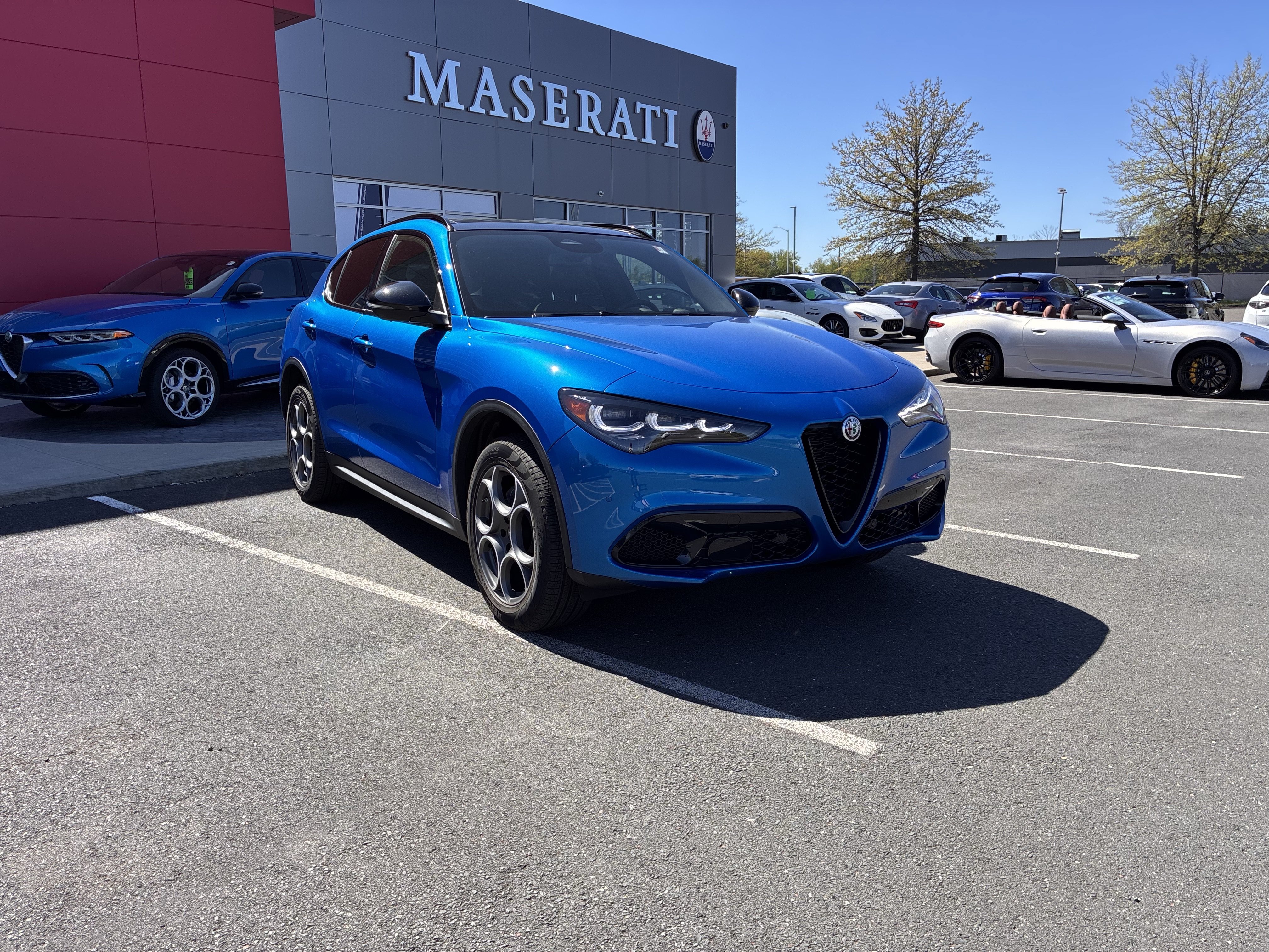 New 2025 Alfa Romeo Stelvio Sprint w/ Convenience Package AWD/4WD image 4
