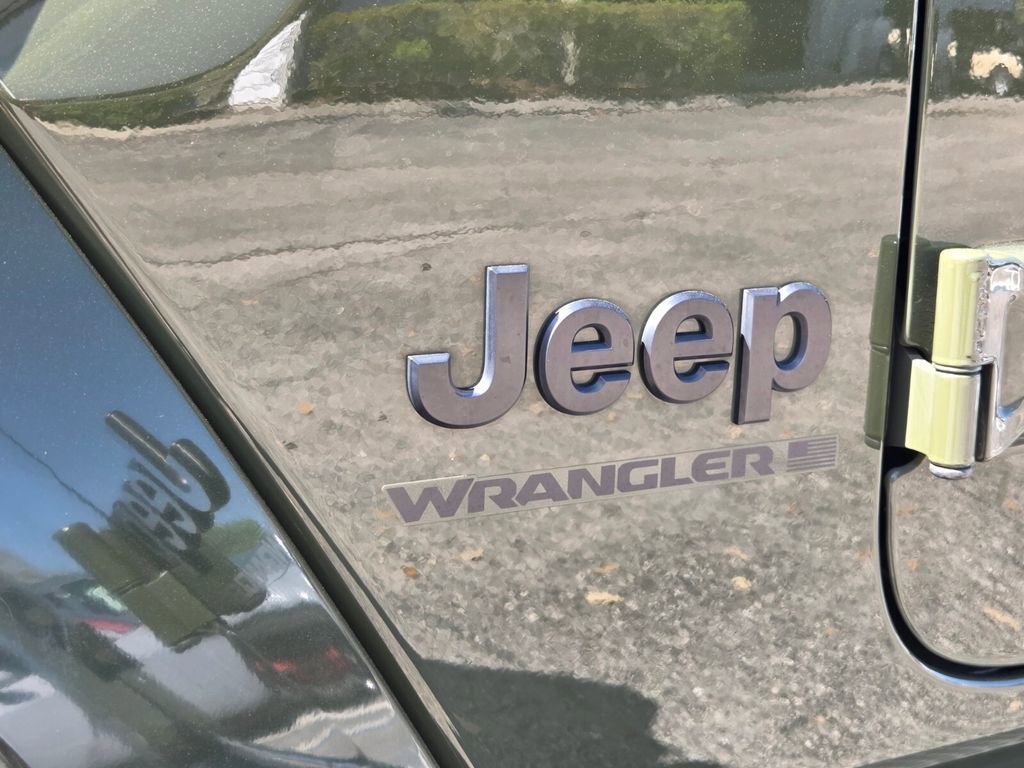 Certified 2023 Jeep Wrangler Unlimited Sahara AWD/4WD image 11