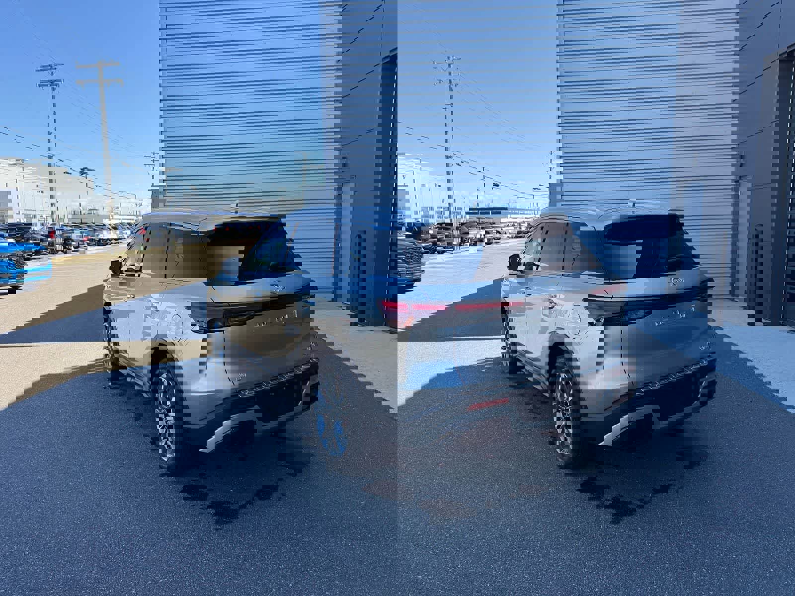 Used 2024 INFINITI QX60 Luxe image 2