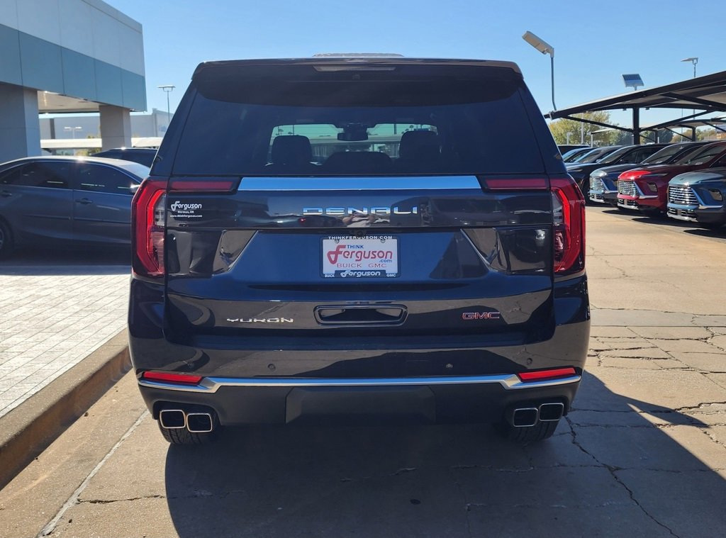 New 2026 GMC Yukon Denali image 4