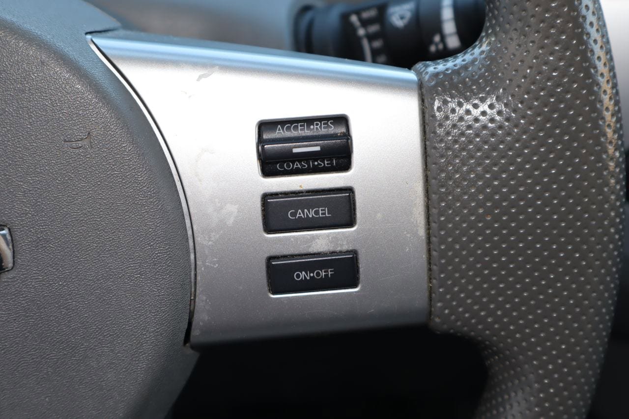 Used 2020 Nissan Frontier SV AWD/4WD image 12