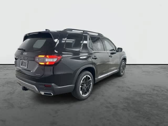 New 2026 Honda Pilot image 3