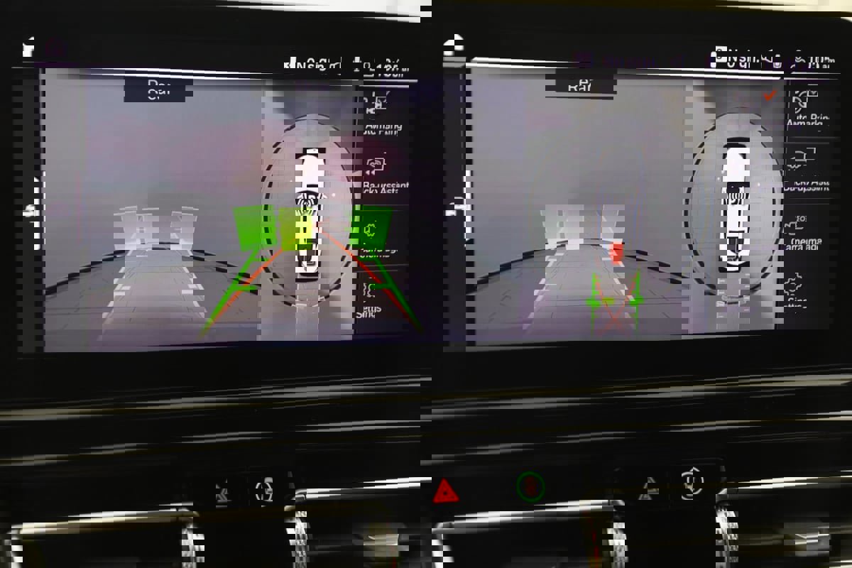 Used 2024 BMW M850i xDrive Coupe image 12