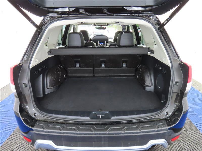 Used 2022 Subaru Forester Touring image 12
