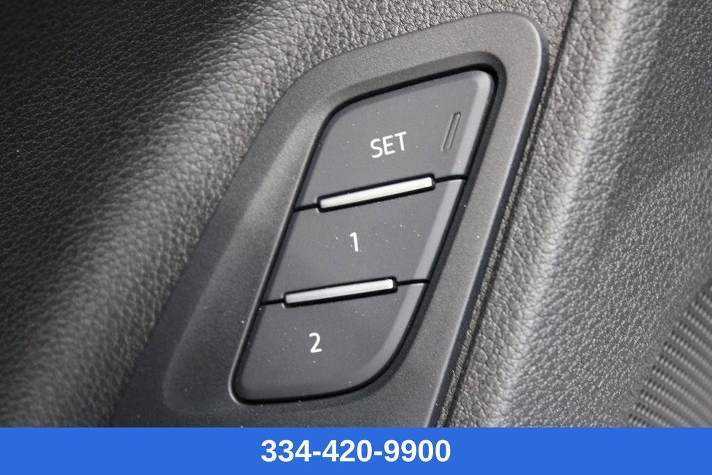 New 2025 Audi Q3 2.0T Premium image 16