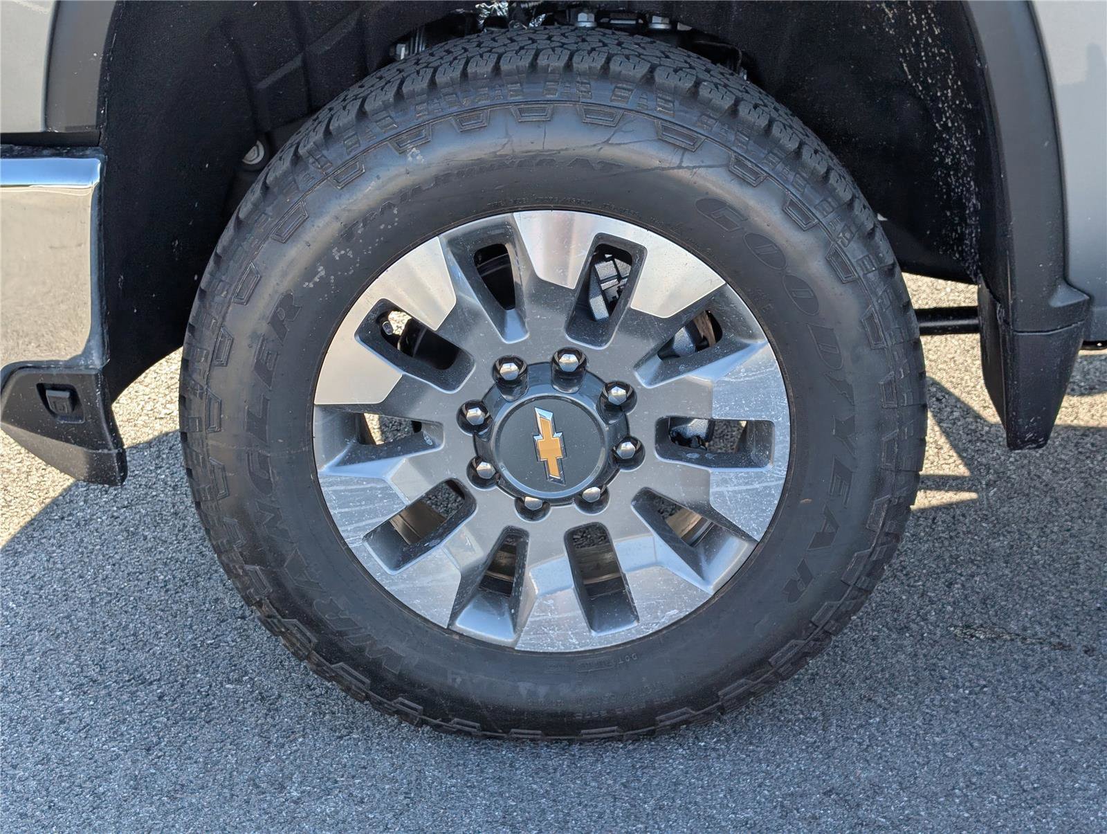 New 2026 Chevrolet Silverado 2500 LT image 7