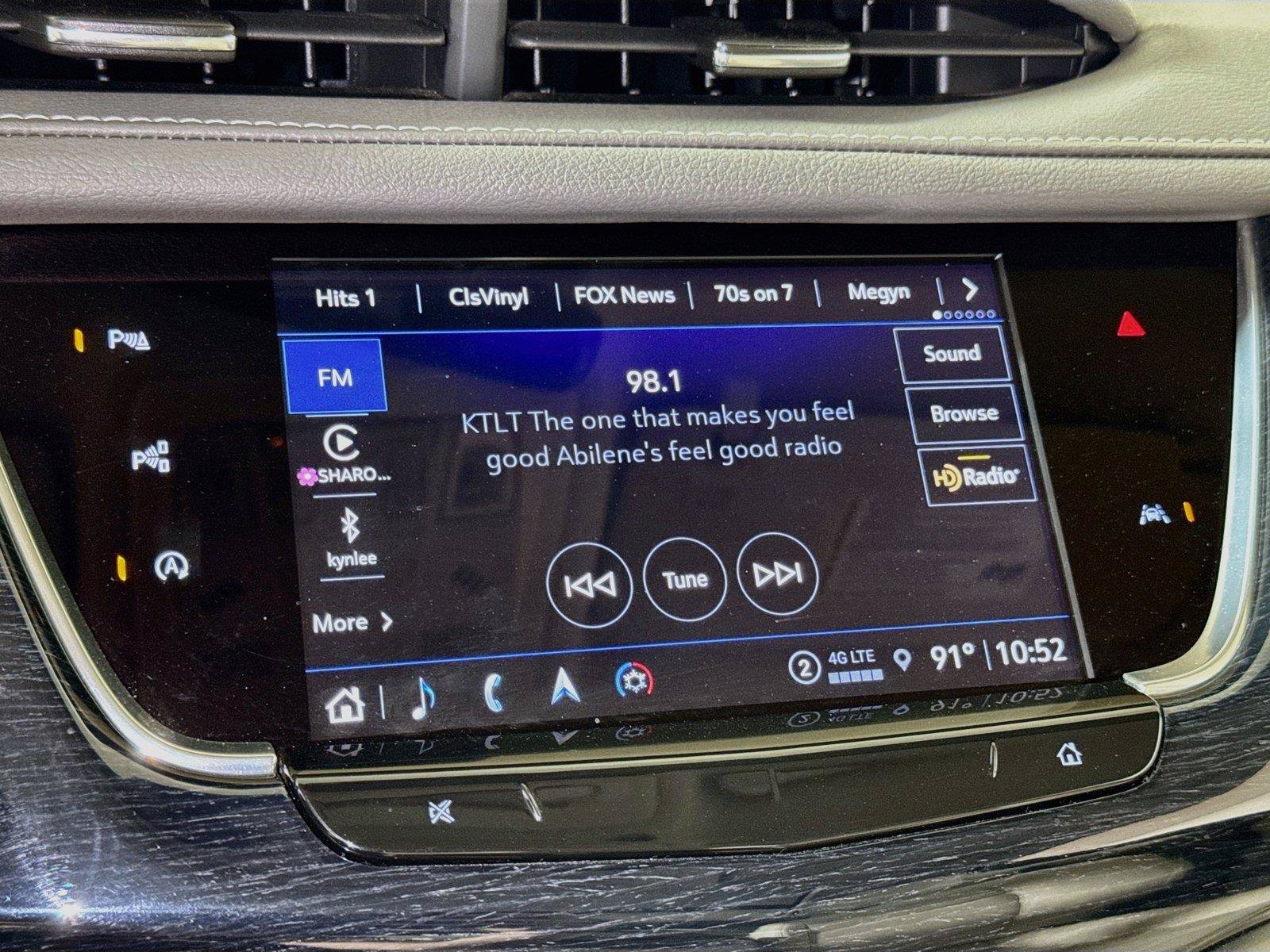 Used 2024 Cadillac XT6 Premium Luxury w/ Technology Package FWD image 13