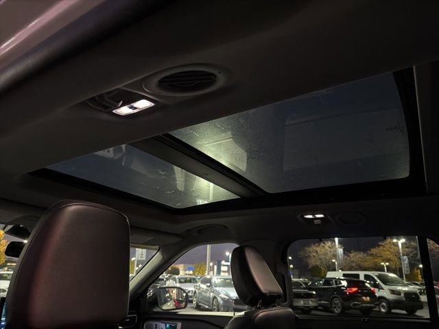 Certified 2022 Ford Explorer Limited w/ Limited Technology Package image 20