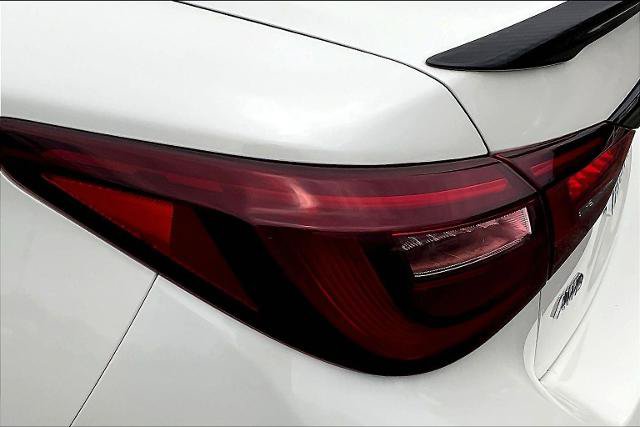 Certified 2022 INFINITI Q50 Red Sport 400 w/ Carbon Fiber Package AWD/4WD image 22