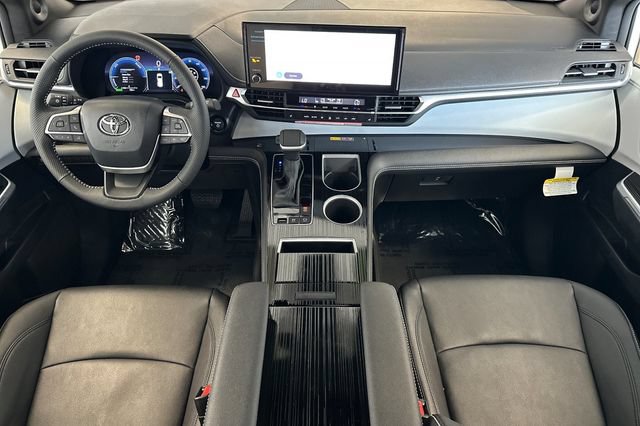 Certified 2026 Toyota Sienna XSE AWD/4WD image 18