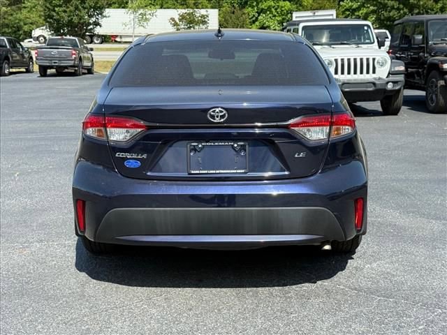 Used 2021 Toyota Corolla LE FWD image 5