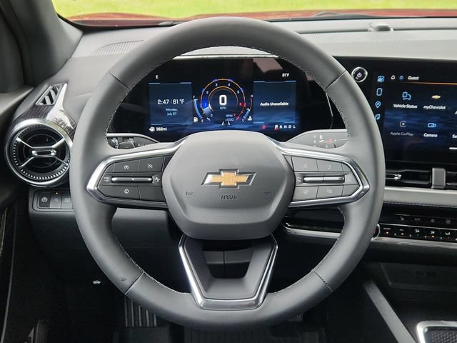 New 2027 Chevrolet Equinox LT w/ Convenience Package II FWD image 21