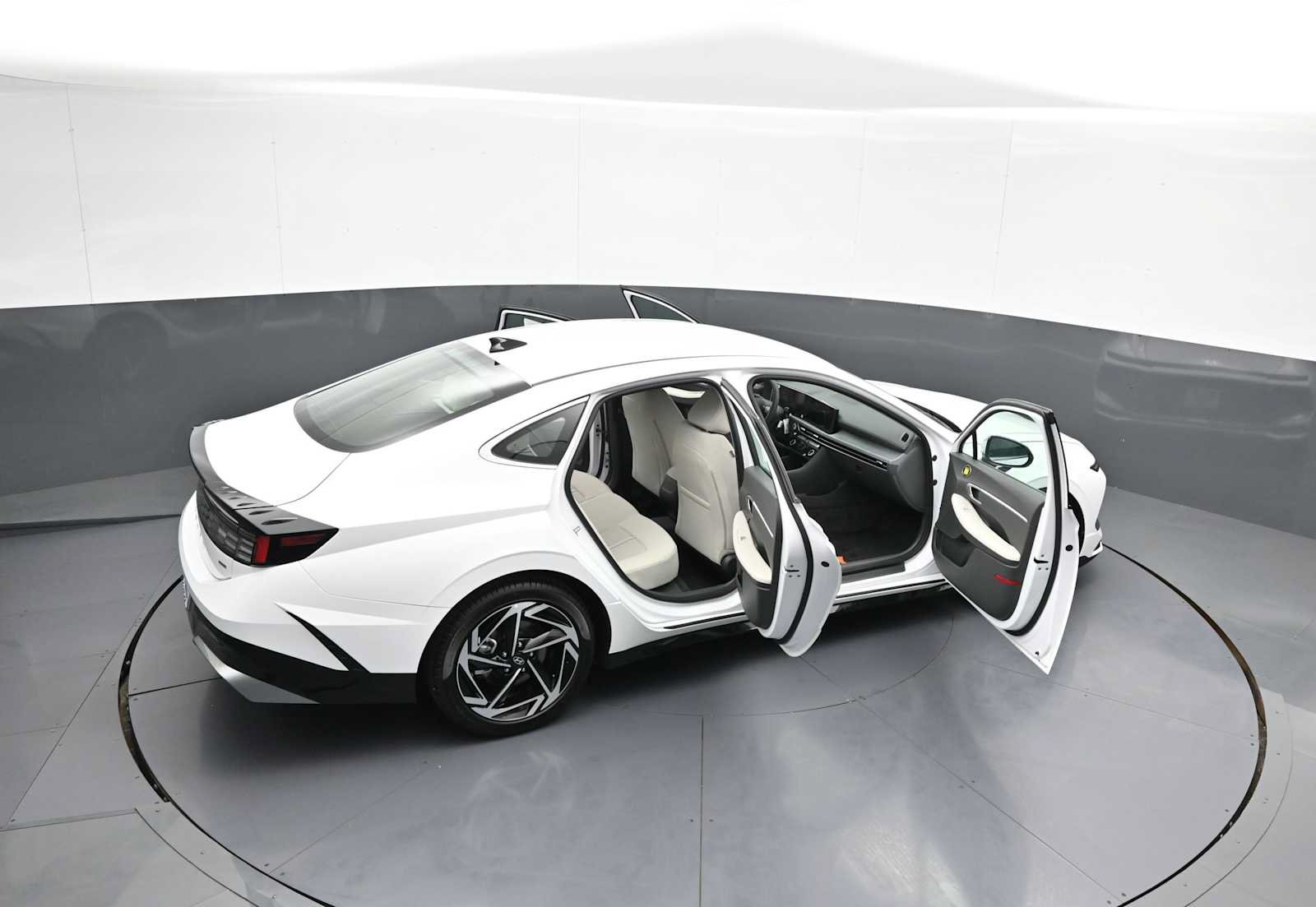 New 2026 Hyundai Sonata SEL FWD image 43