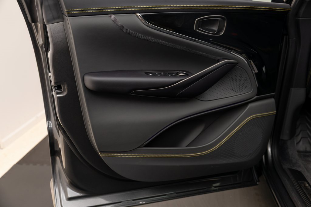 New 2025 Aston Martin DBX 707 image 14